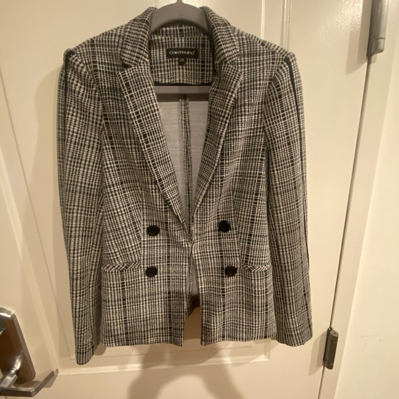 Black and white blazer. Very soft fabric. Fitted blazer. Small size. Brand new - Picture 6 of 10